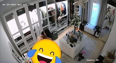 Phim sex Liếm Lồn - Vợ chồng quấn quýt ân ái cuồng nhiệt trên ghế sofa phòng khách - Không nhịn nổi dục vọng